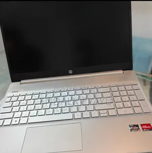 Photo - New Laptop HP 8GB AMD Ryzen 5 SSD 512GB