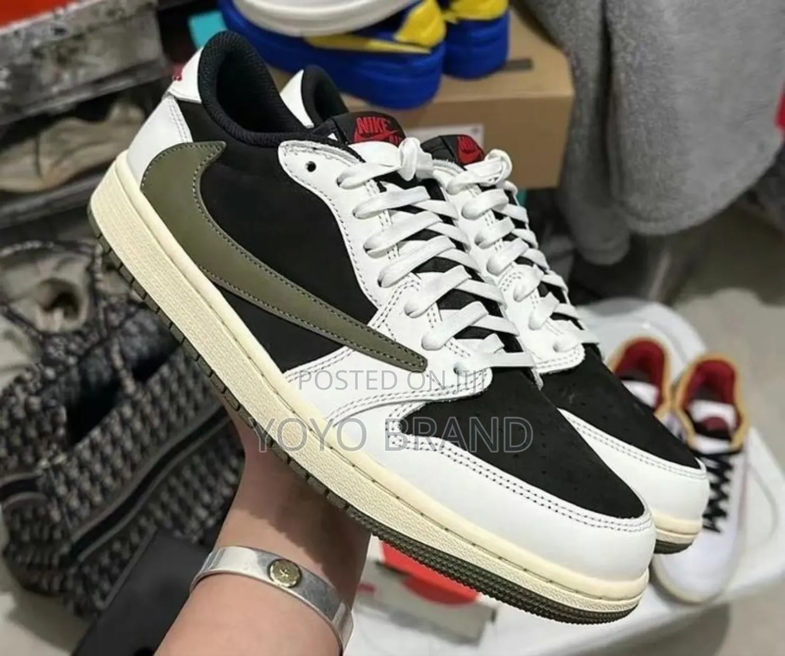 Air Jordan Travis Scott