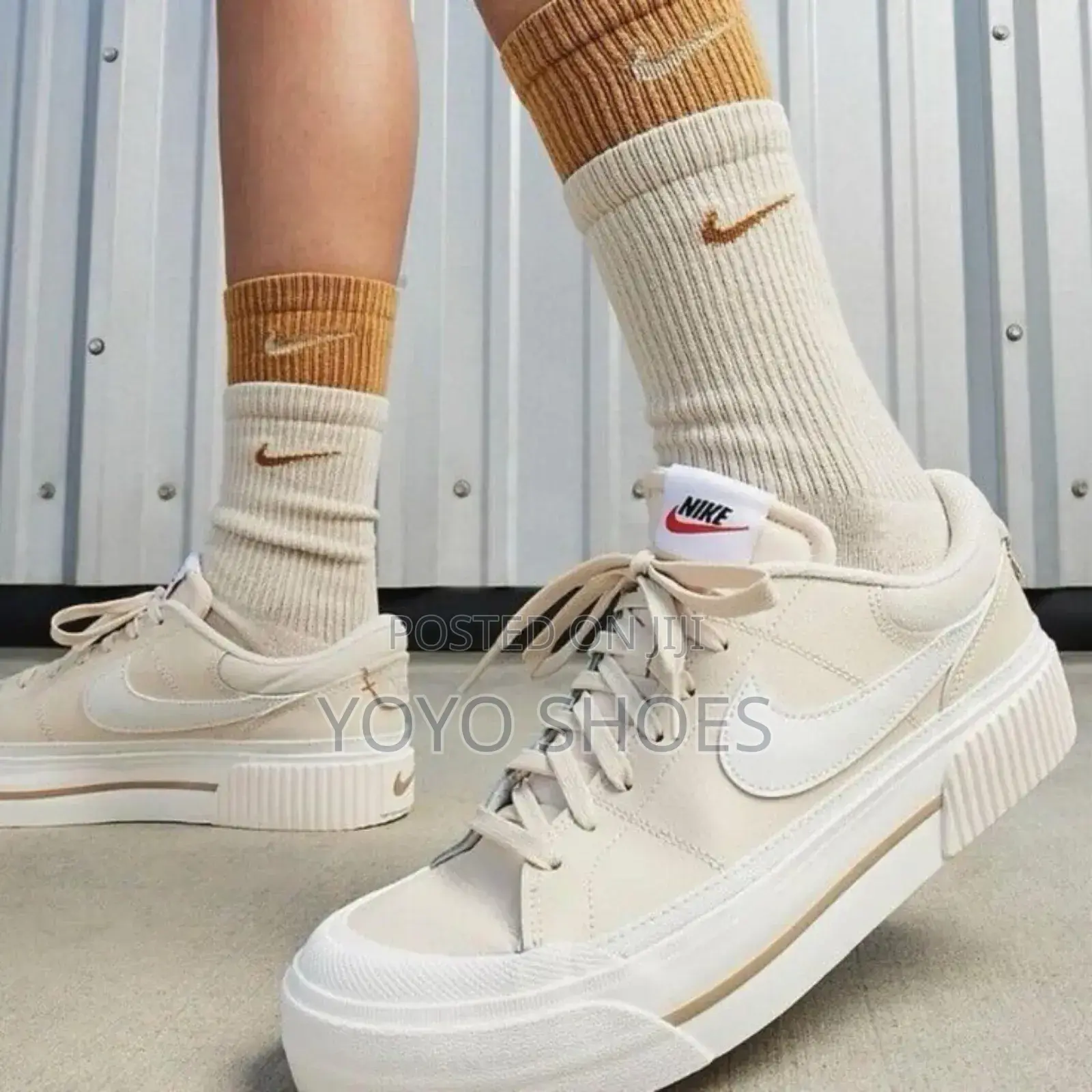 Nike Court Legacy