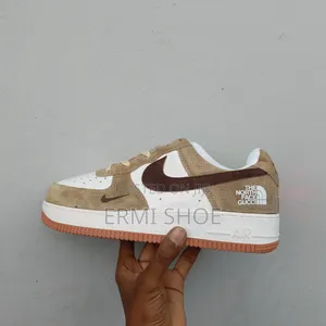 Airforce 1 (The North Gate)