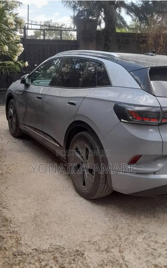 Volkswagen ID.4 2022 Off white