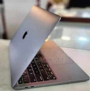 New Laptop Apple MacBook 16GB Apple M1 SSD 1T