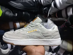 Reebok Men's Size Shoe