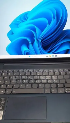 Photo - New Laptop Lenovo 16GB Intel Core I7 SSD 512GB