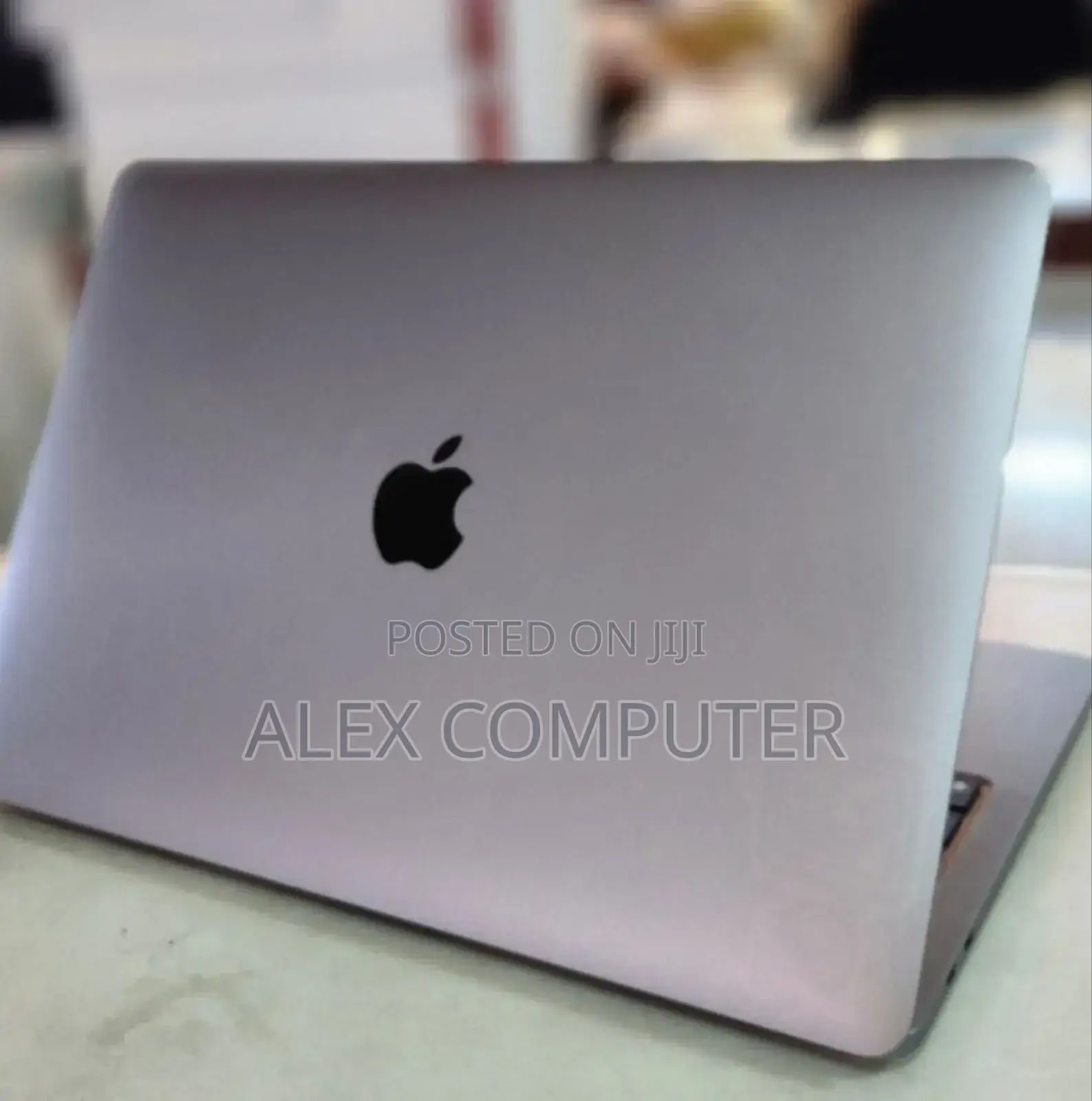 New Laptop Apple MacBook Pro 2020 M1 16GB Apple M1 Pro SSD 1T