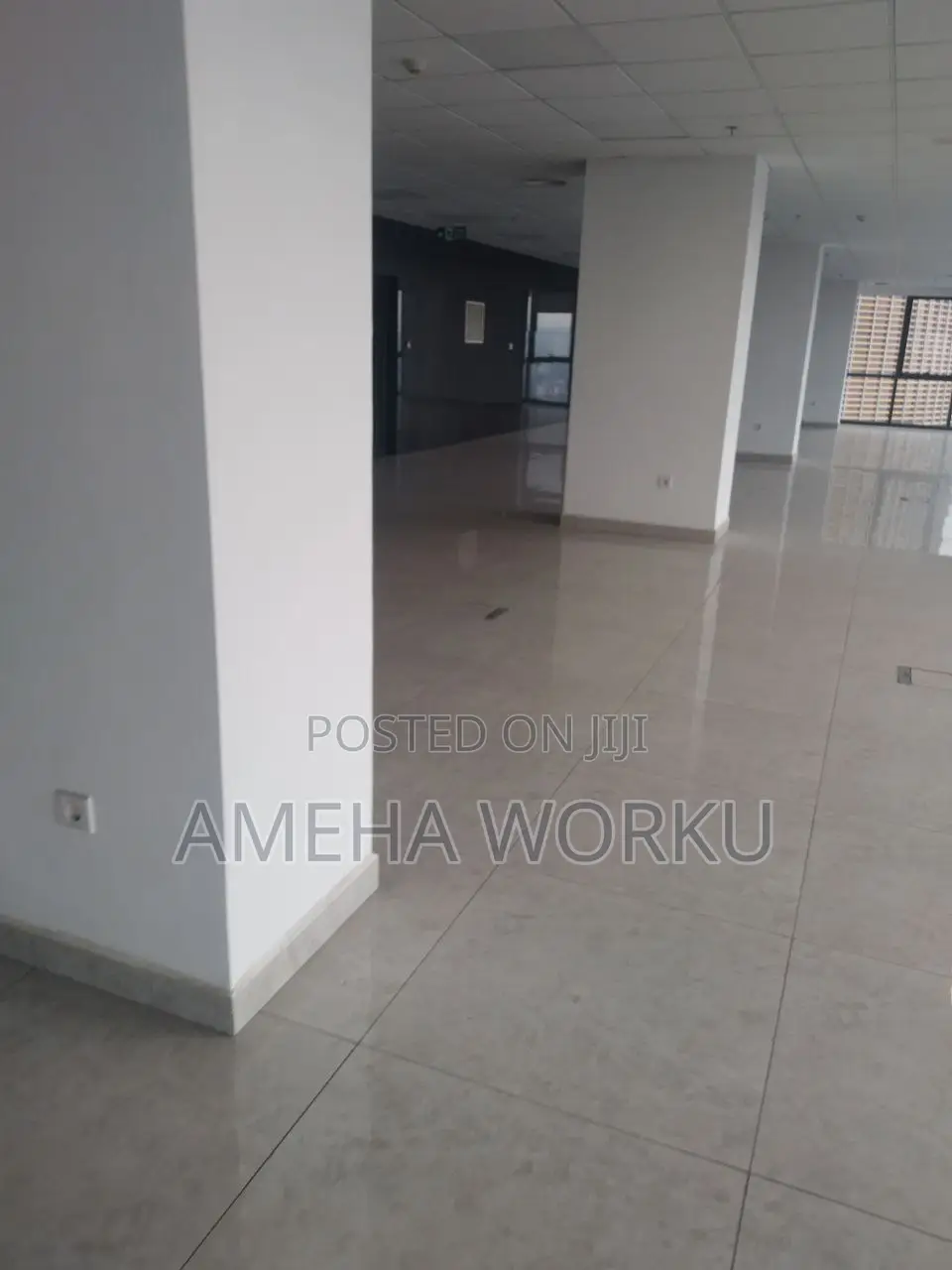 Building Floor Rent for Office