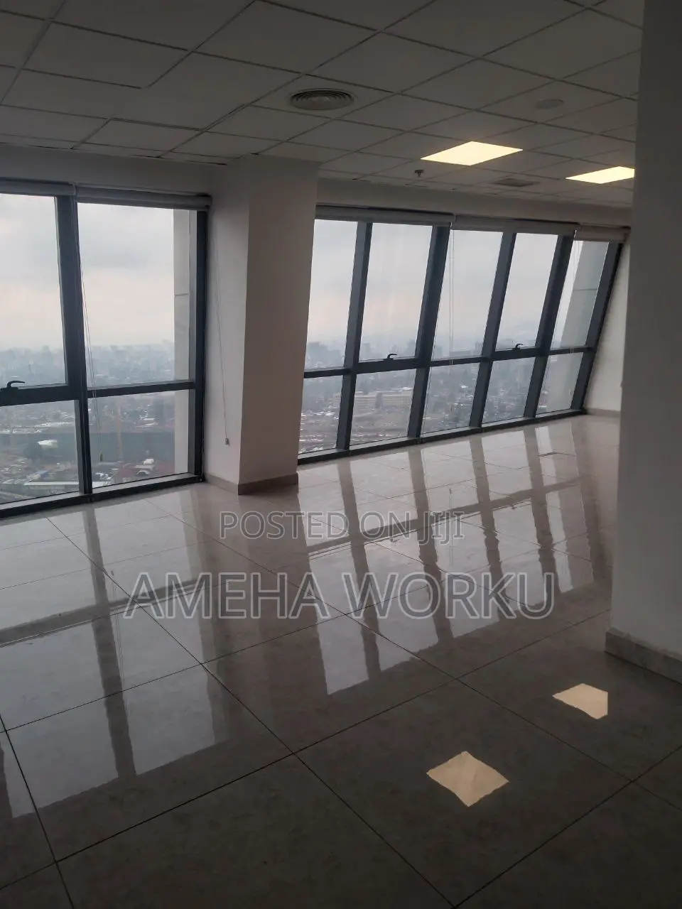 Building Floor Rent for Office