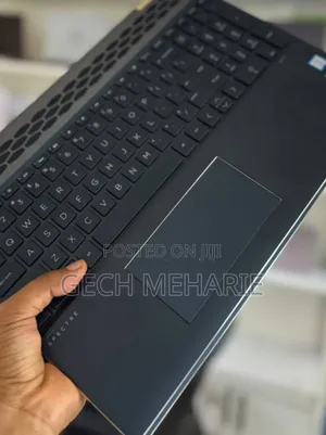 New Laptop HP Spectre X360 16GB Intel Core I7 SSD 512GB