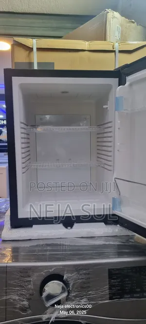 Photo - Mine Refrigerator Room Frigde 40l for in Free Deliver