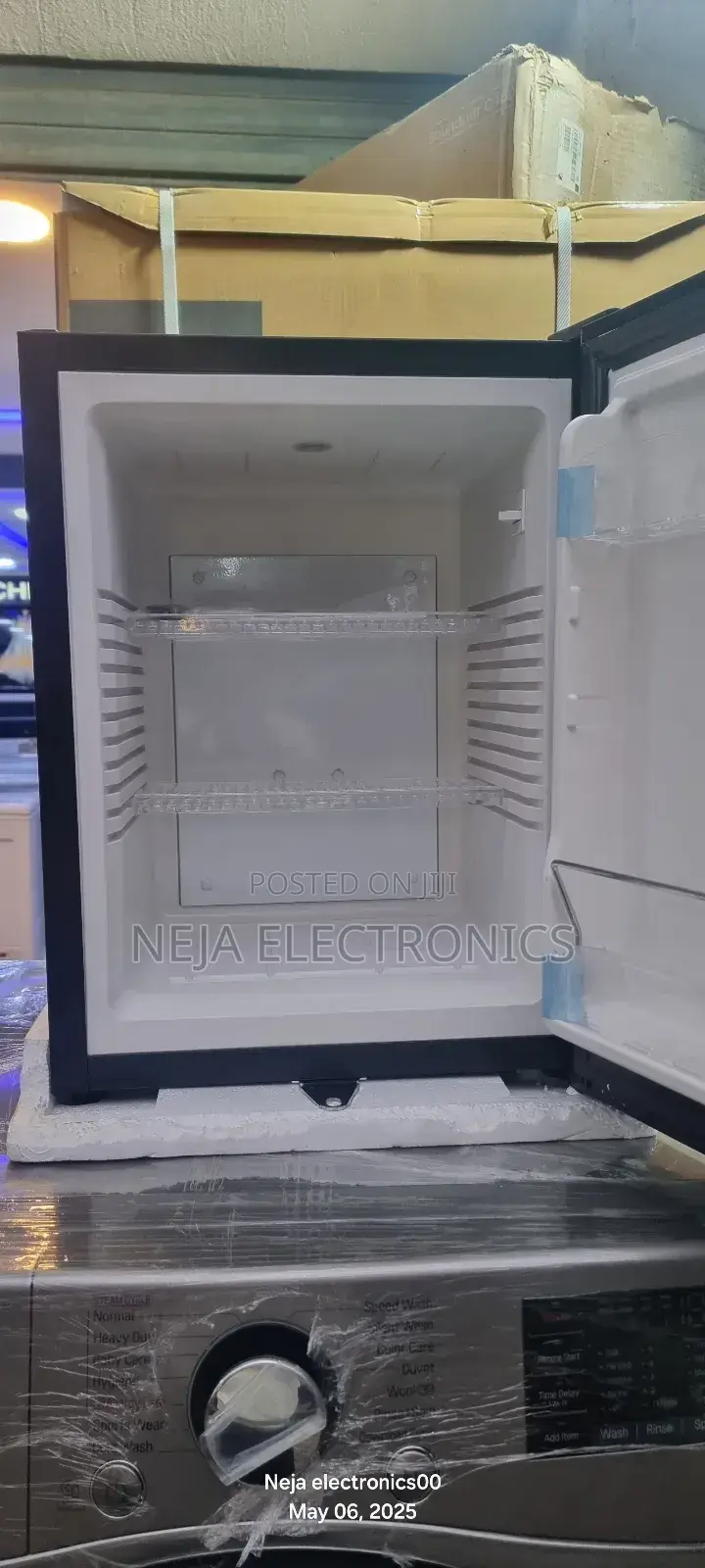 Mine Refrigerator Room Frigde 40l for in Free Deliver