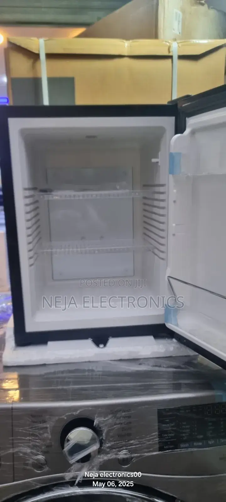 Mine Refrigerator 40-L Delivery