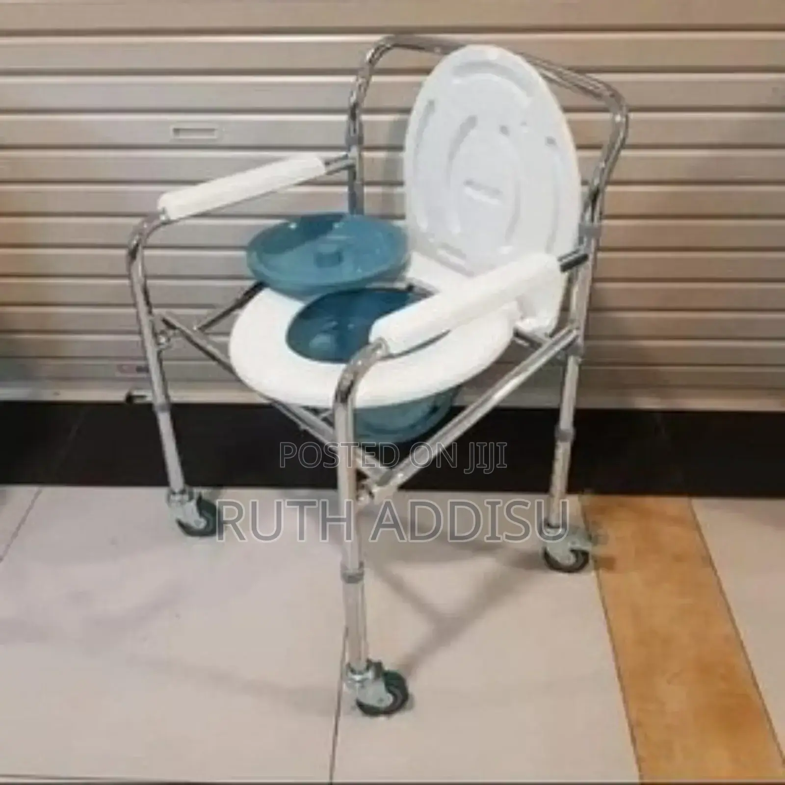 Commode Mini Wheel Chair2፬commode Chair8፲commode Chair