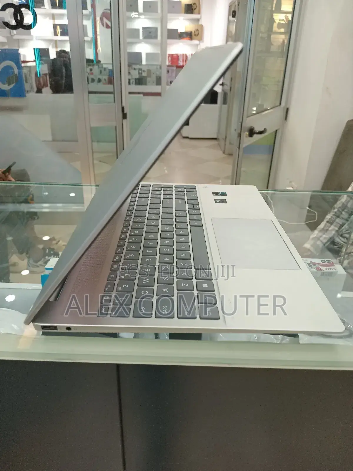 New Laptop HP Pavilion 15 16GB Intel Core I7 SSD 1T