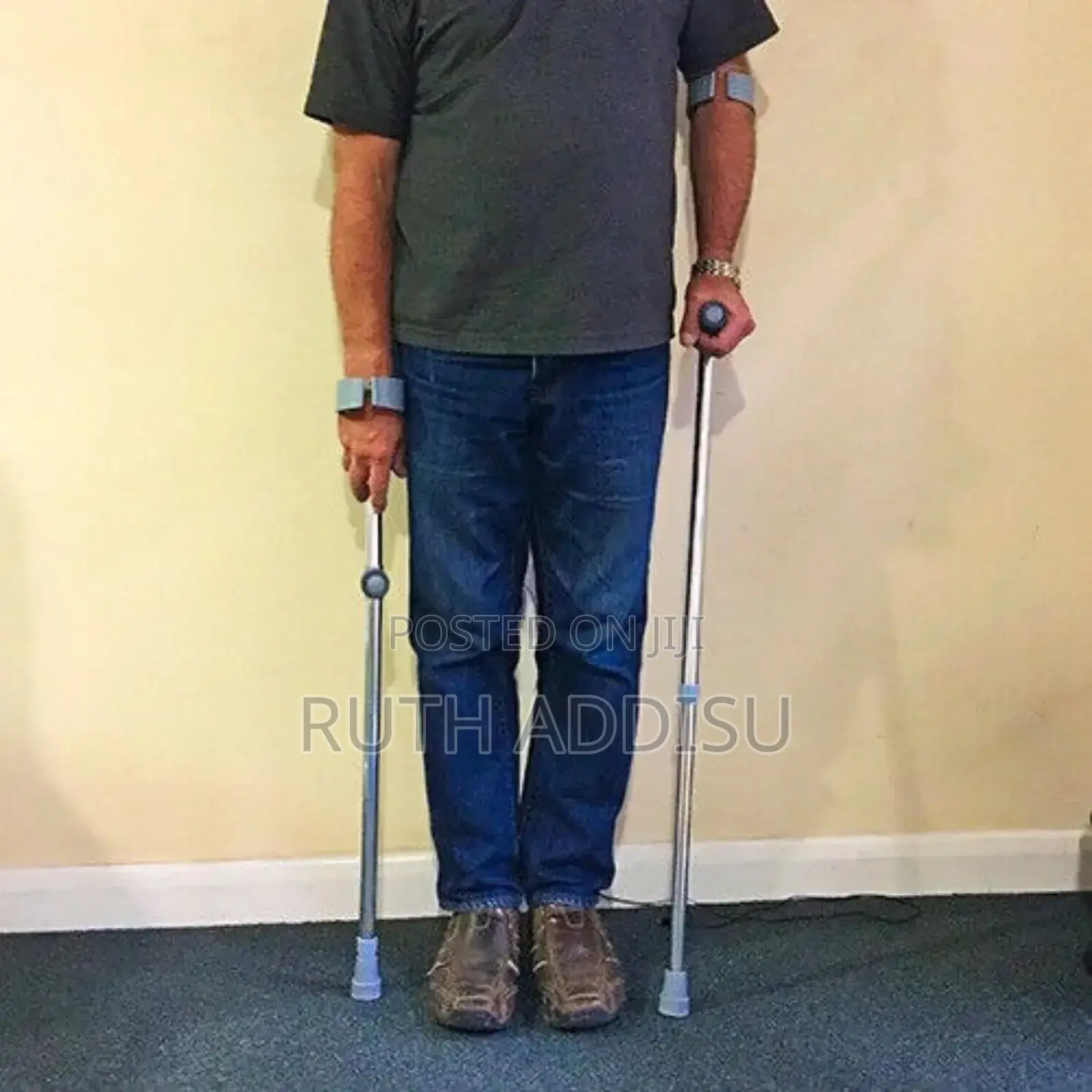 የብብት Crutches2፯critches2፮crutches9፲crutches2፪crutches1፯ክራንች
