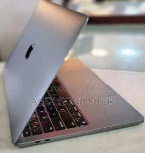 New Laptop Apple MacBook Pro 2020 M1 16GB Apple M1 SSD 1T