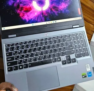 New Laptop Lenovo LOQ 15IRH8 16GB AMD Ryzen 7 SSD 512GB