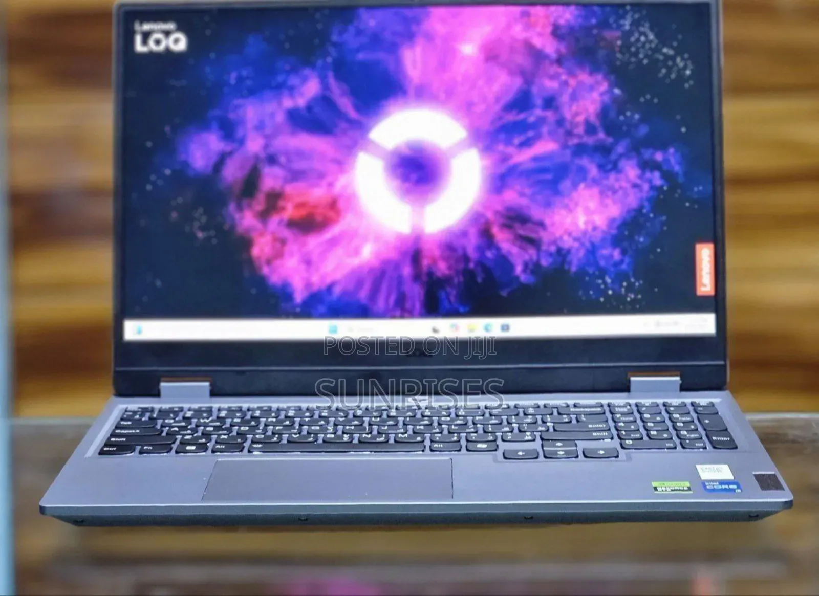 New Laptop Lenovo LOQ 15IRH8 16GB AMD Ryzen 7 SSD 512GB