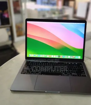New Laptop Apple MacBook Pro 2020 M1 16GB Apple M1 SSD 1T