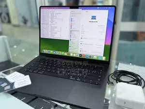 New Apple MacBook Pro 2023 M3 14-Inch 18GB Apple M3 Pro SSD 512GB