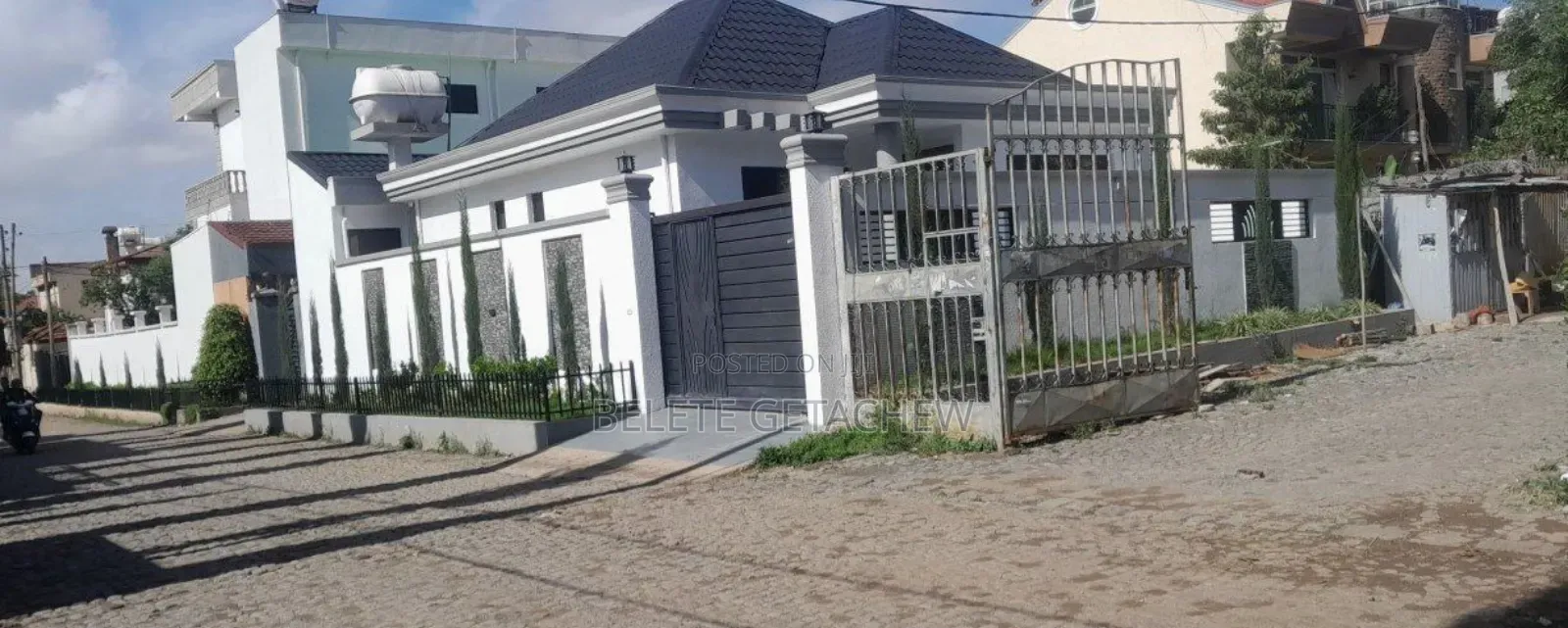 3bdrm Villa in Ayat Zone, Luxury, Bole for sale