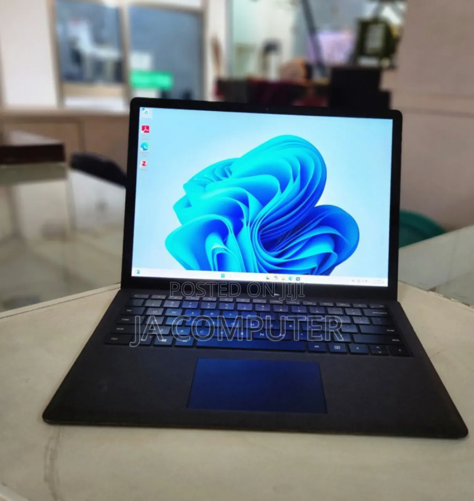 New Laptop Microsoft Surface 16GB Intel Core I7 SSD 512GB