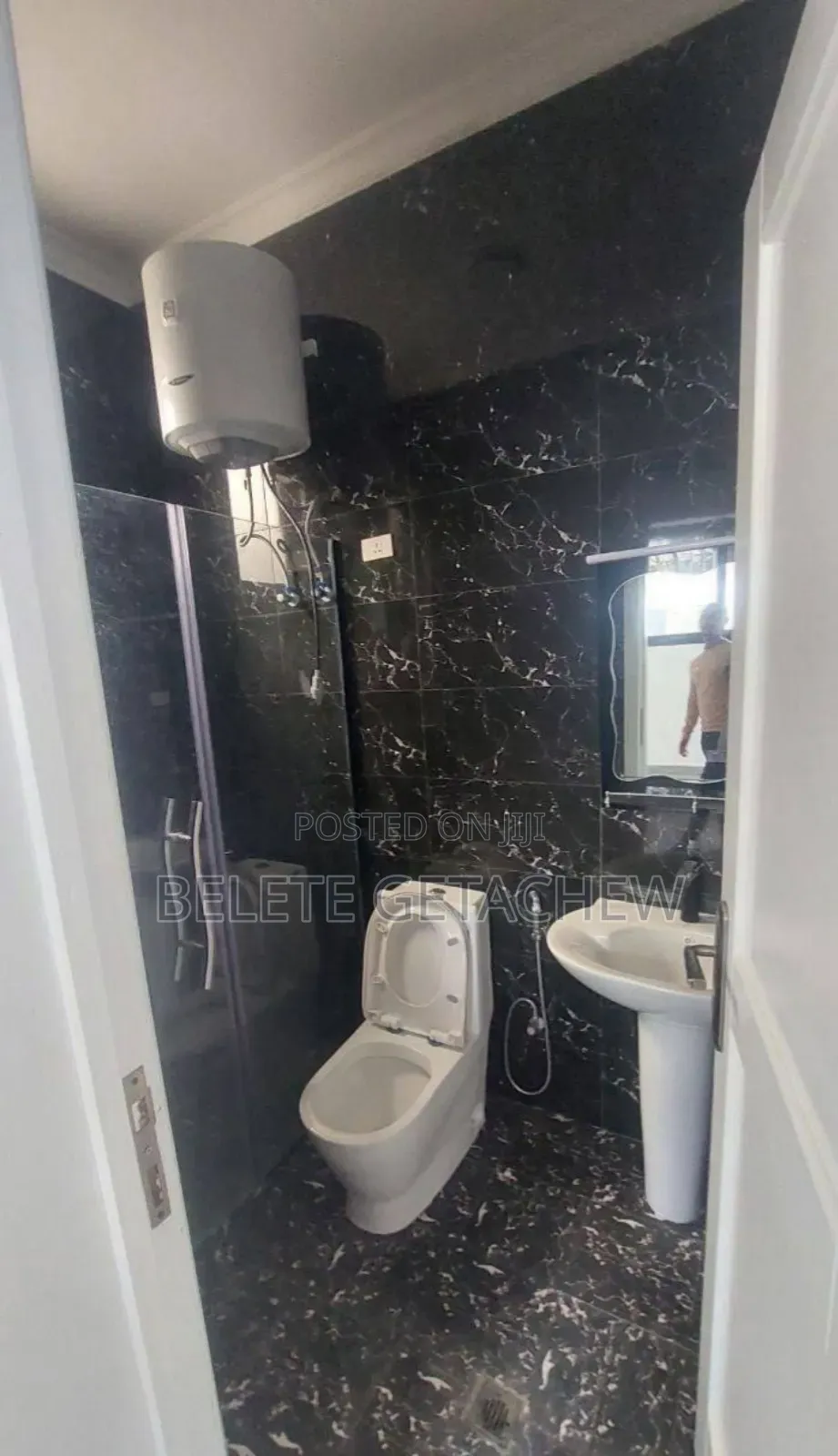 3bdrm Villa in Ayat Zone, Luxury, Bole for sale