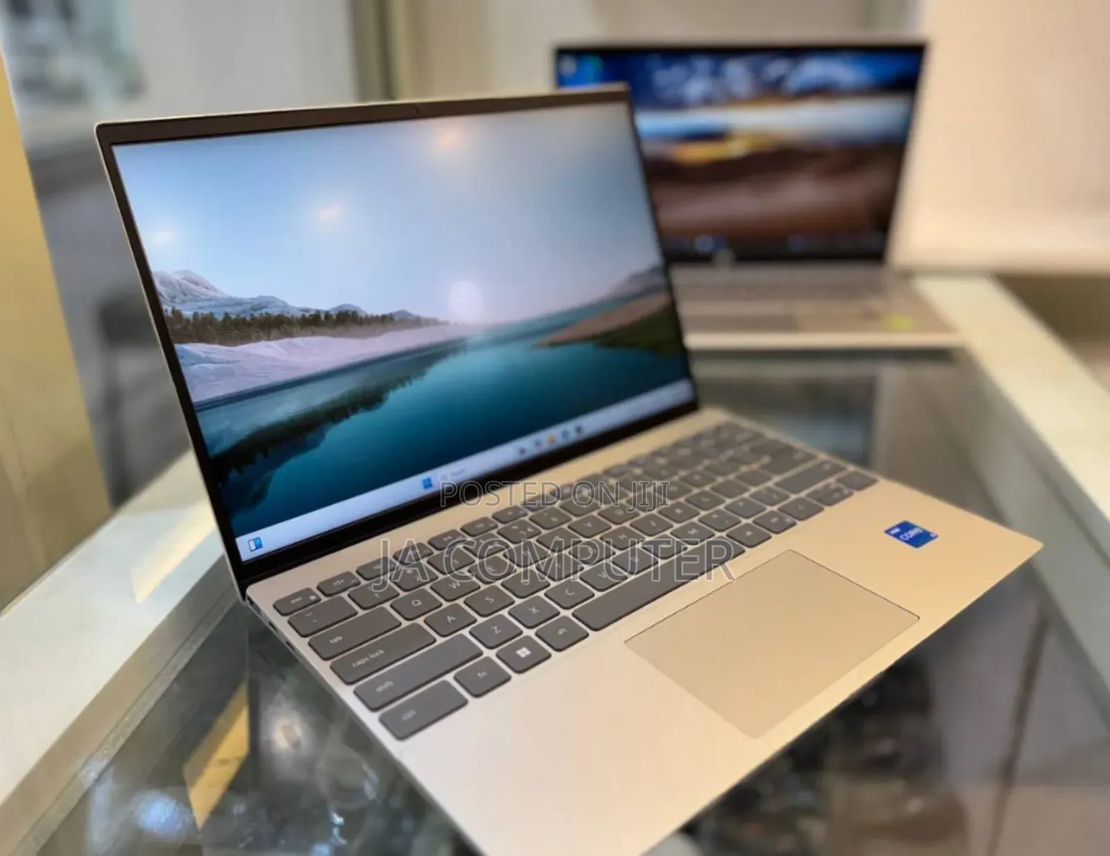 New Laptop Dell Inspiron 13z 16GB Intel Core I5 SSD 512GB