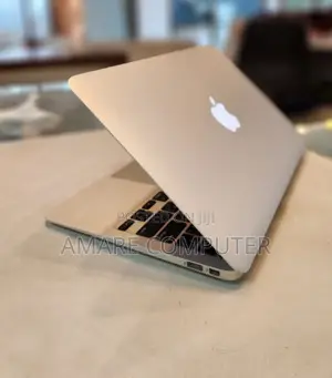 Photo - New Laptop Apple MacBook 4GB Intel Core I5 SSD 128GB