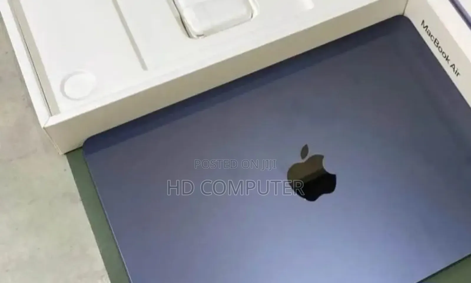 New Laptop Apple MacBook Pro 2023 M3 14-Inch 8GB Apple M3 SSD 256GB