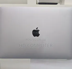 New Laptop Apple MacBook Pro 2020 M1 8GB Apple M1 SSD 256GB