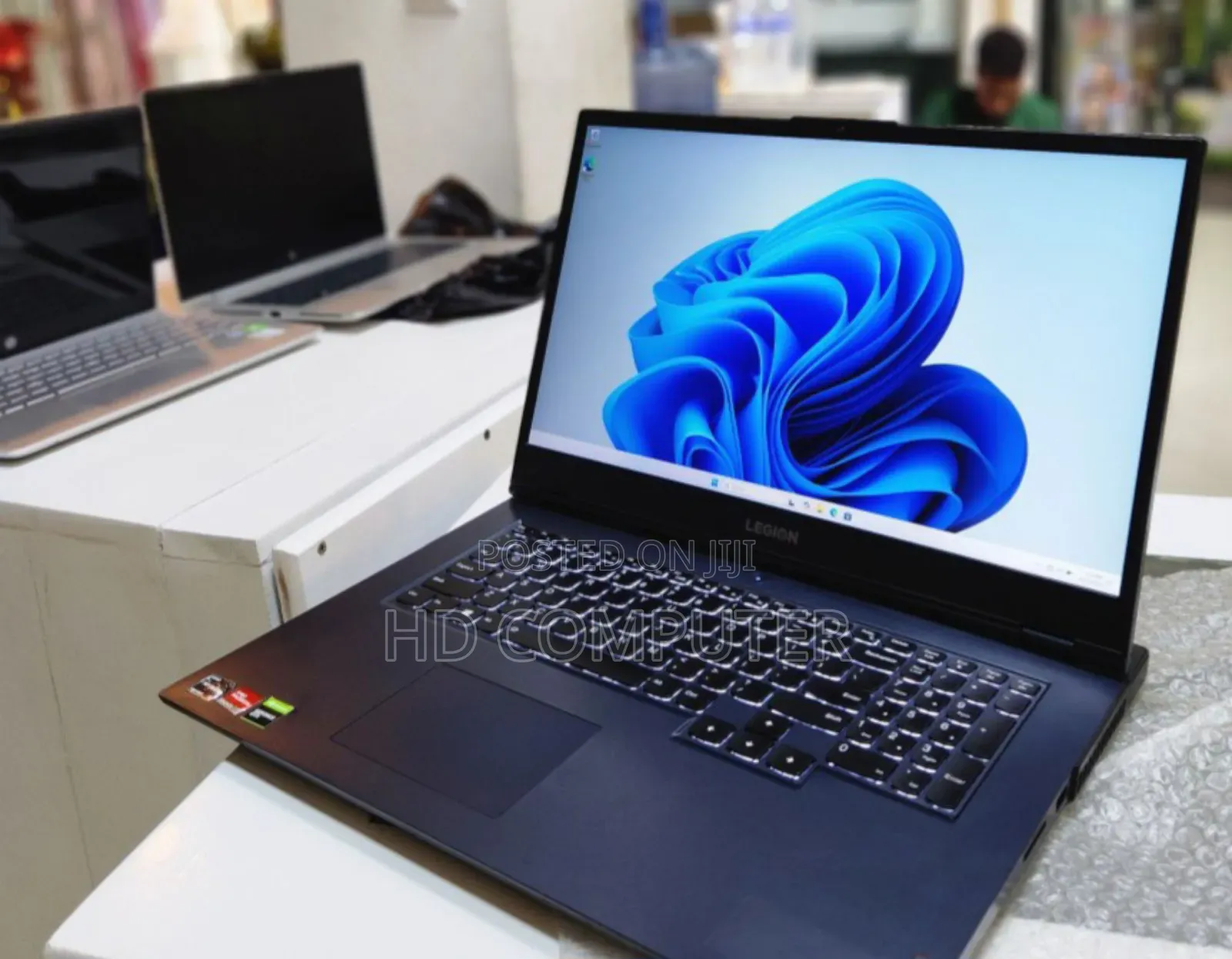 New Laptop Lenovo Legion 5 8GB AMD Ryzen 5 SSD 256GB