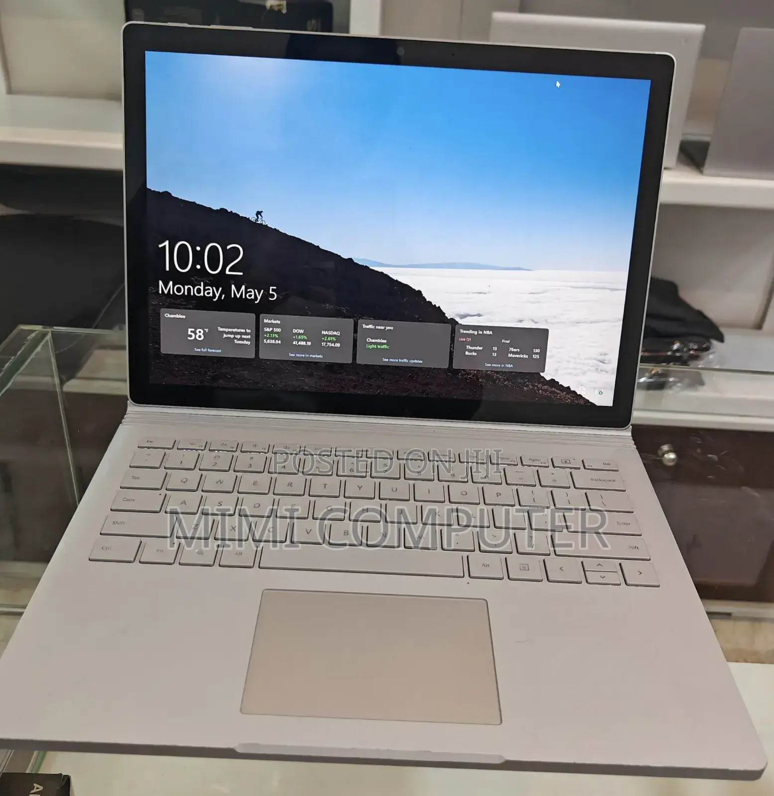 New Laptop Microsoft Surface Book 3 16GB Intel Core I7 SSD 256GB