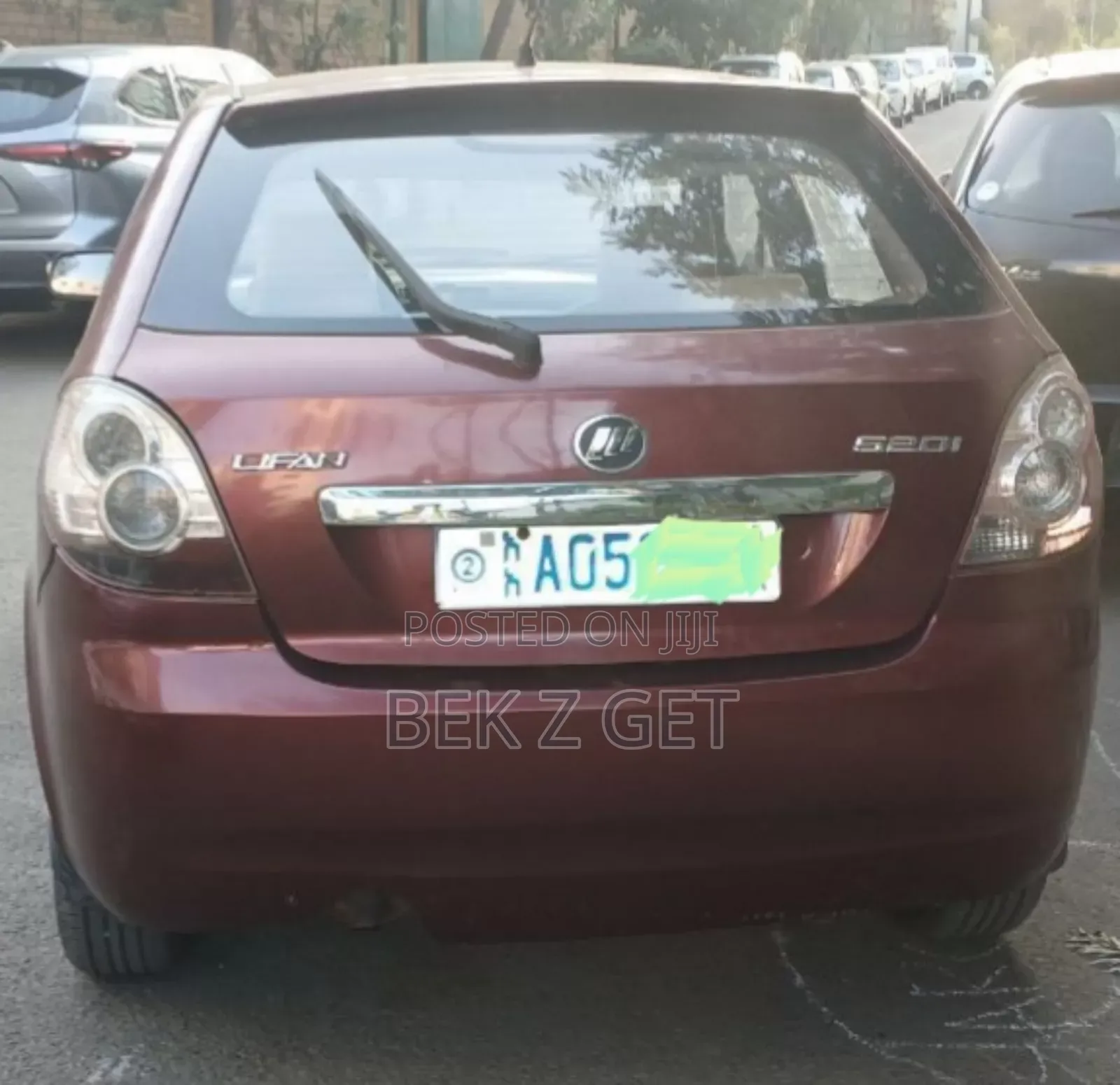 Lifan 520 2011 Burgundy