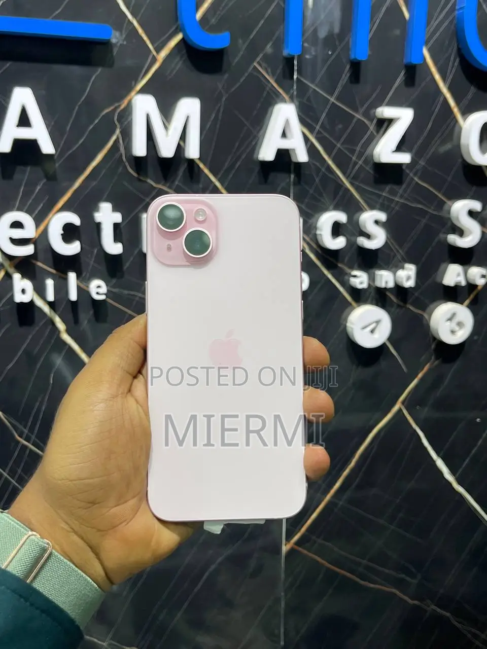 New Apple iPhone 15 Plus 128 GB Pink