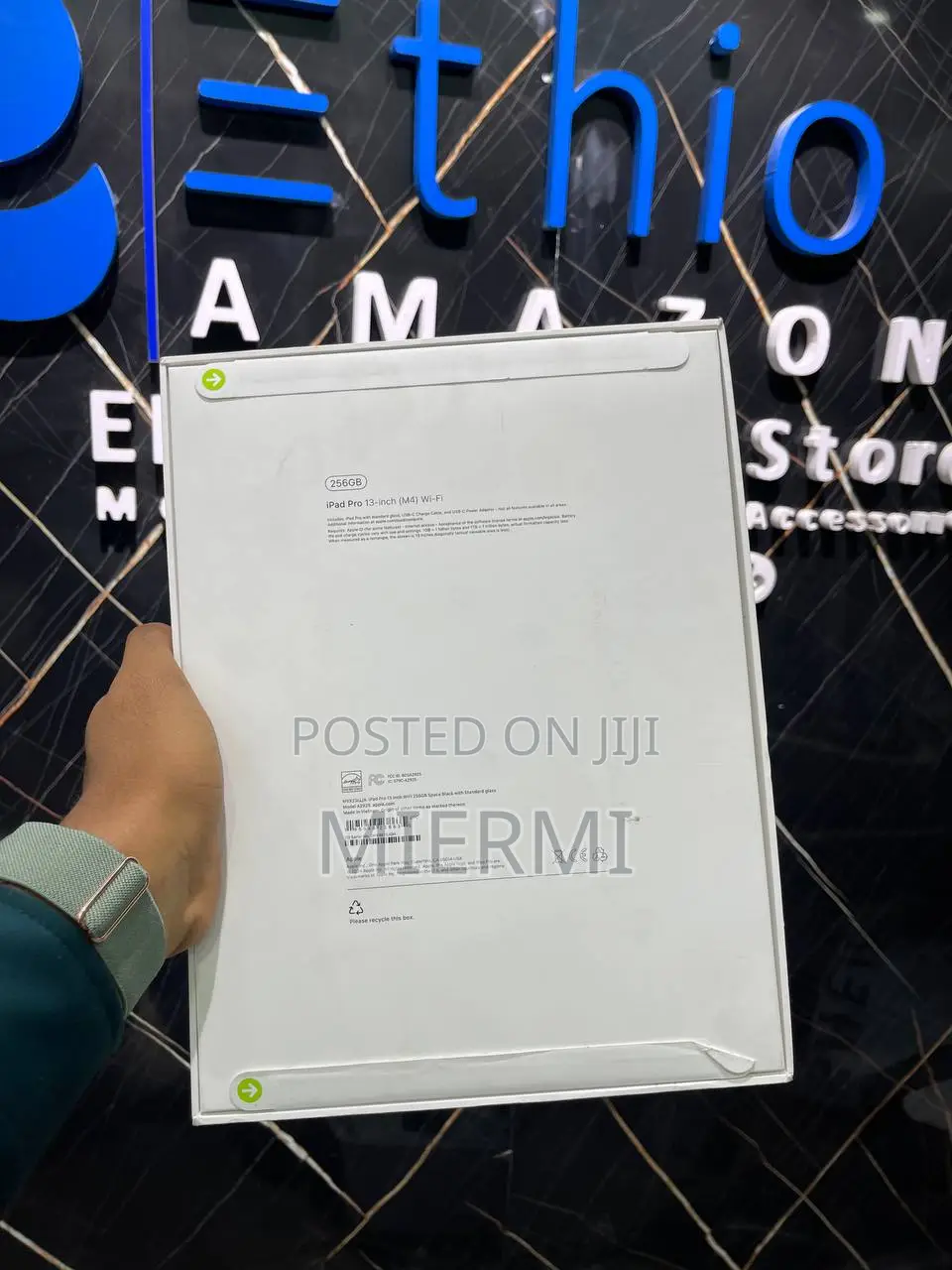 New Apple iPad Pro 256 GB Black