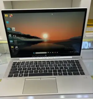 Photo - New Laptop HP EliteBook 840 16GB Intel Core I5 SSD 512GB