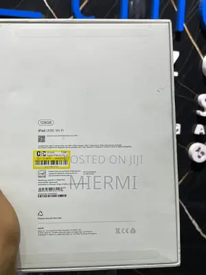 New Apple iPad (2025) 128 GB Red