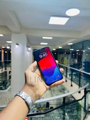 Photo - Apple iPhone XR 64 GB Black