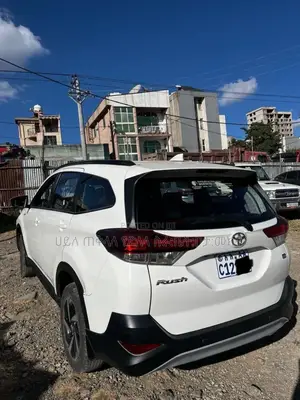 Toyota Rush 2023 Ivory