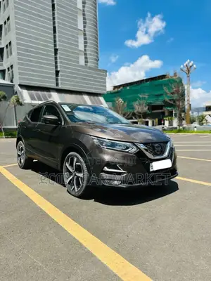 Nissan Qashqai 2018 Brown