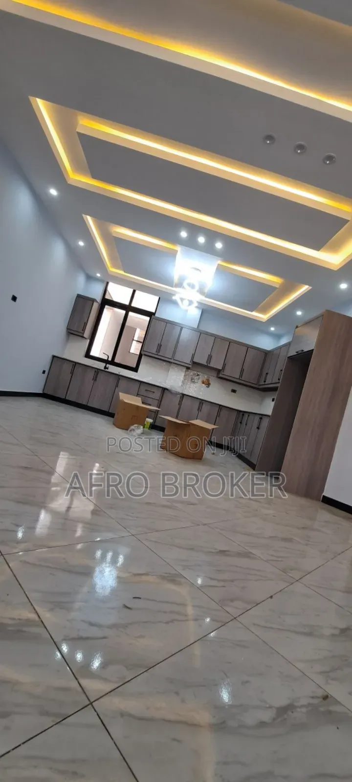 Furnished 18bdrm Apartment in Saris, Akaky Kaliti for sale
