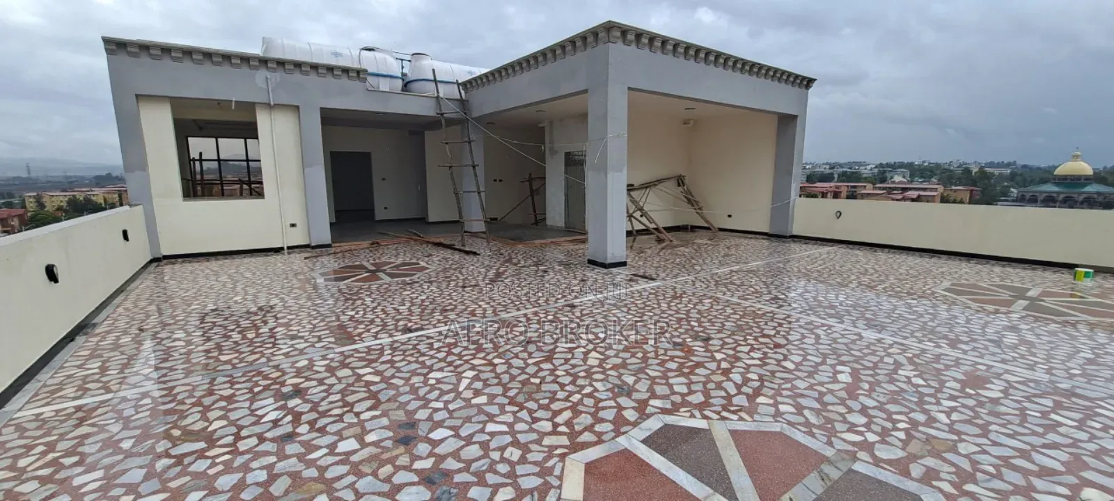 Furnished 18bdrm Apartment in Saris, Akaky Kaliti for sale