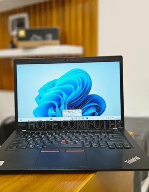 New Laptop Lenovo ThinkPad T14 32GB Intel Core I7 SSD 512GB