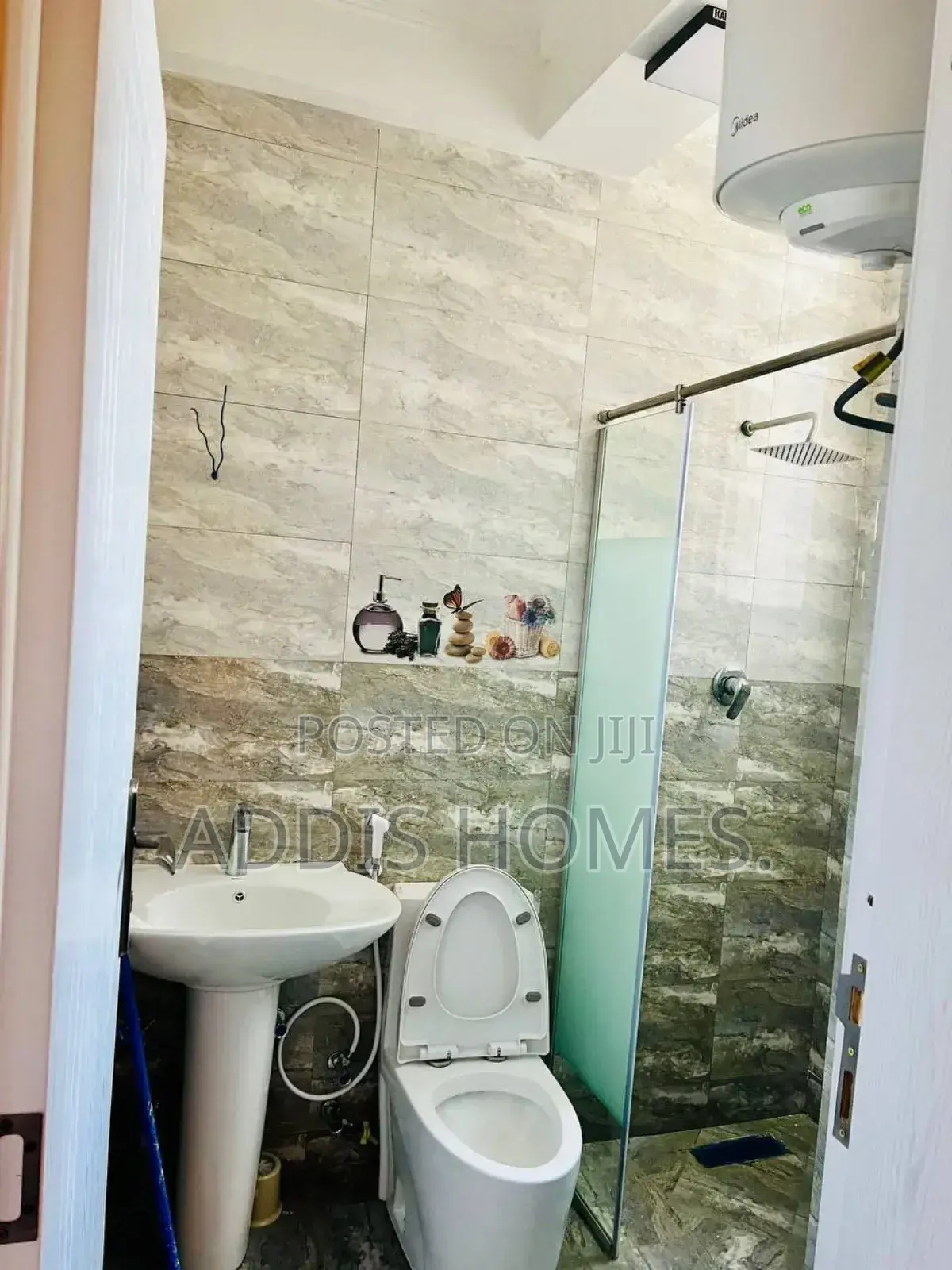 Furnished 2bdrm Apartment in Bole for rent