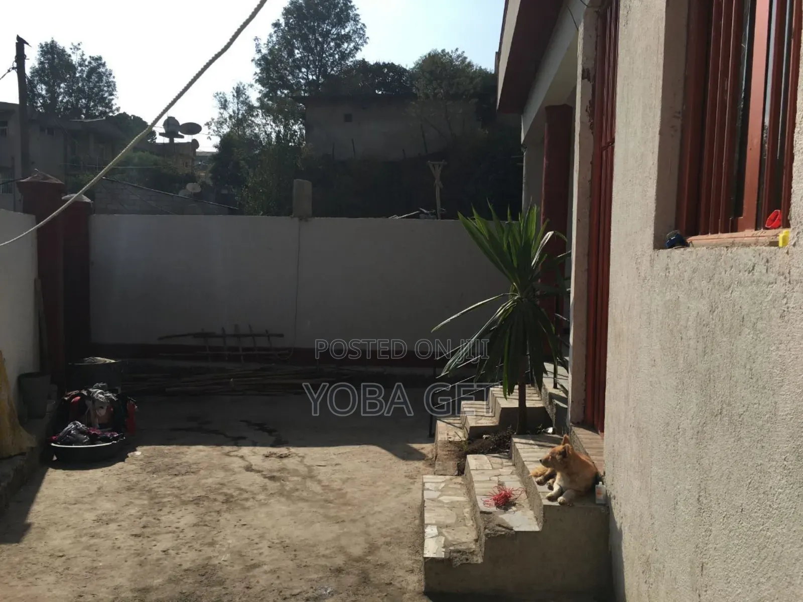 Furnished 4bdrm Villa in አስቸካይ የሚሸጥ ቤት ቄራ, Kirkos for sale