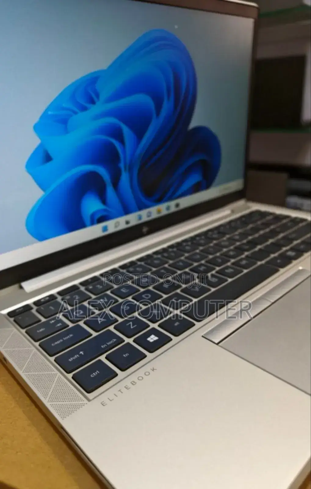 New Laptop HP EliteBook 840 G7 16GB Intel Core I7 SSD 512GB