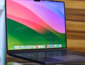 Photo - New Laptop Apple MacBook 18GB Apple M3 Pro SSD 512GB