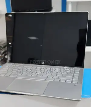 New Laptop HP Pavilion 13 8GB Intel Core I5 SSD 512GB