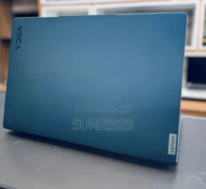 New Laptop Lenovo Yoga 7i 16GB Intel Core I7 SSD 256GB