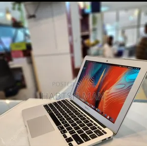 New Laptop Apple MacBook Air 2015 4GB Intel Core I5 SSD 128GB